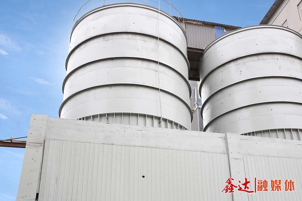 決戰(zhàn)全年勝丨精心“備餐”保高爐，原料廠奮斗號角正響亮！